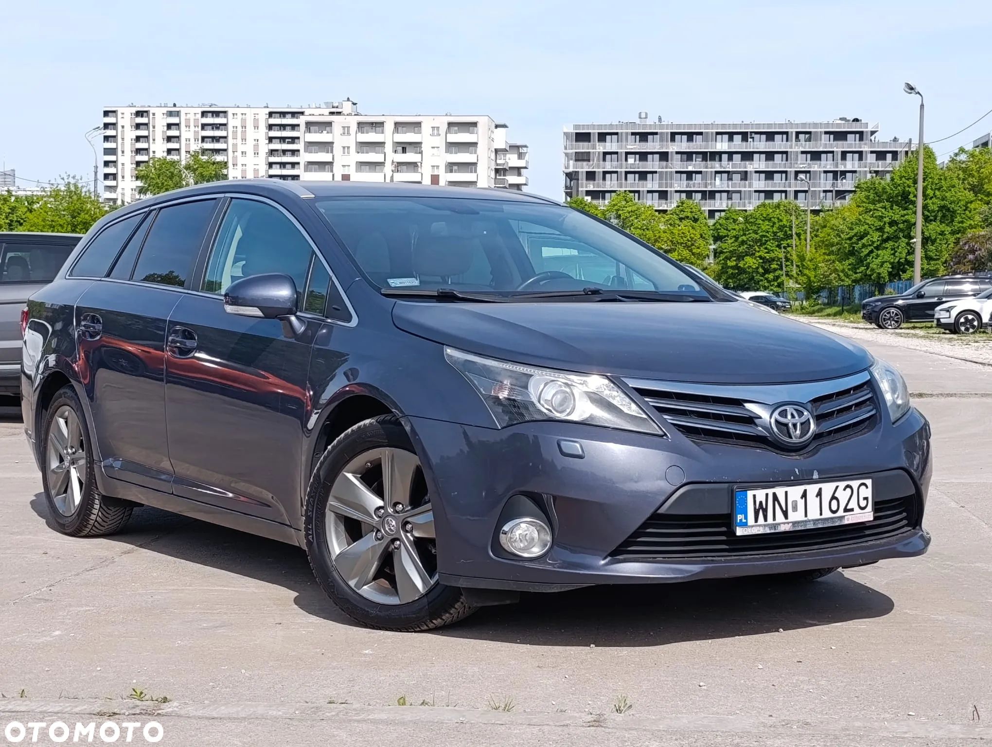 Toyota Avensis 2.2 D-4D Prestige - 1