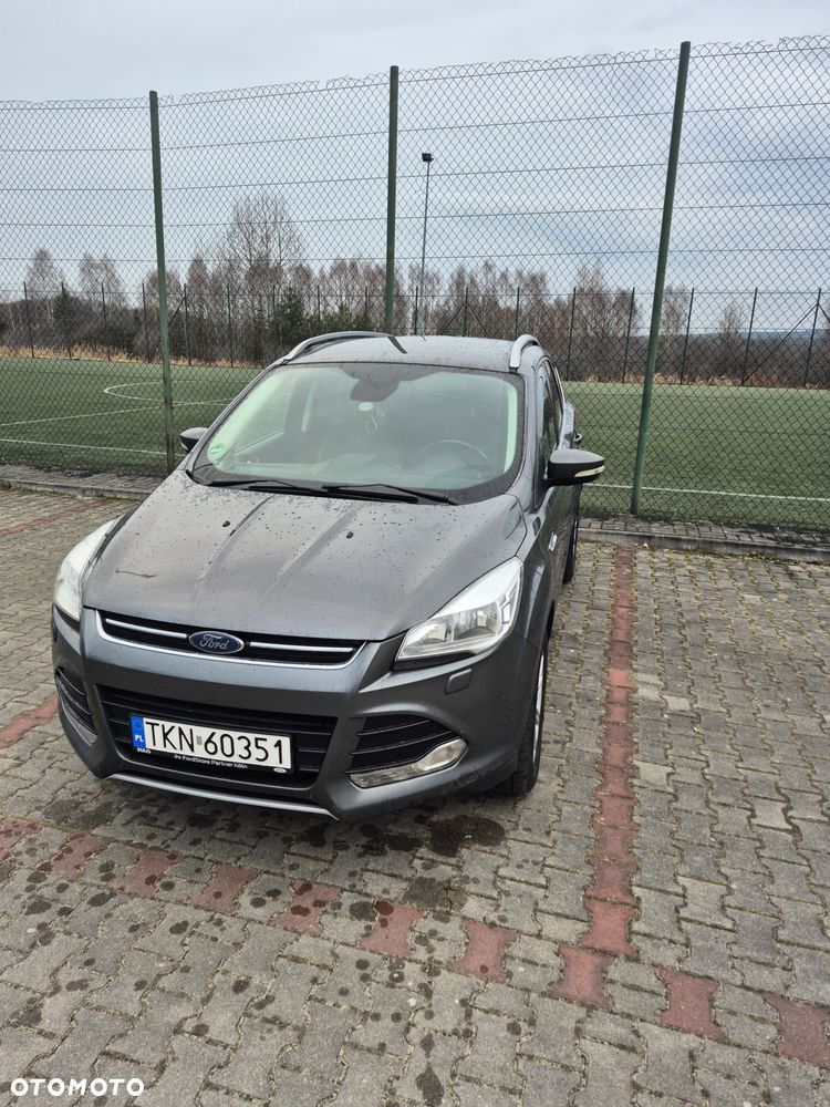 Ford Kuga 1.5 EcoBoost 2x4 Titanium - 1