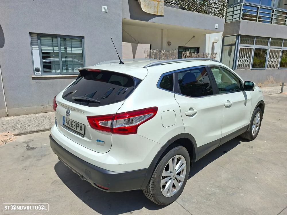 Nissan Qashqai - 2