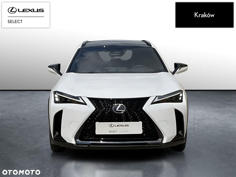 Lexus UX 300h F Sport Design - 8