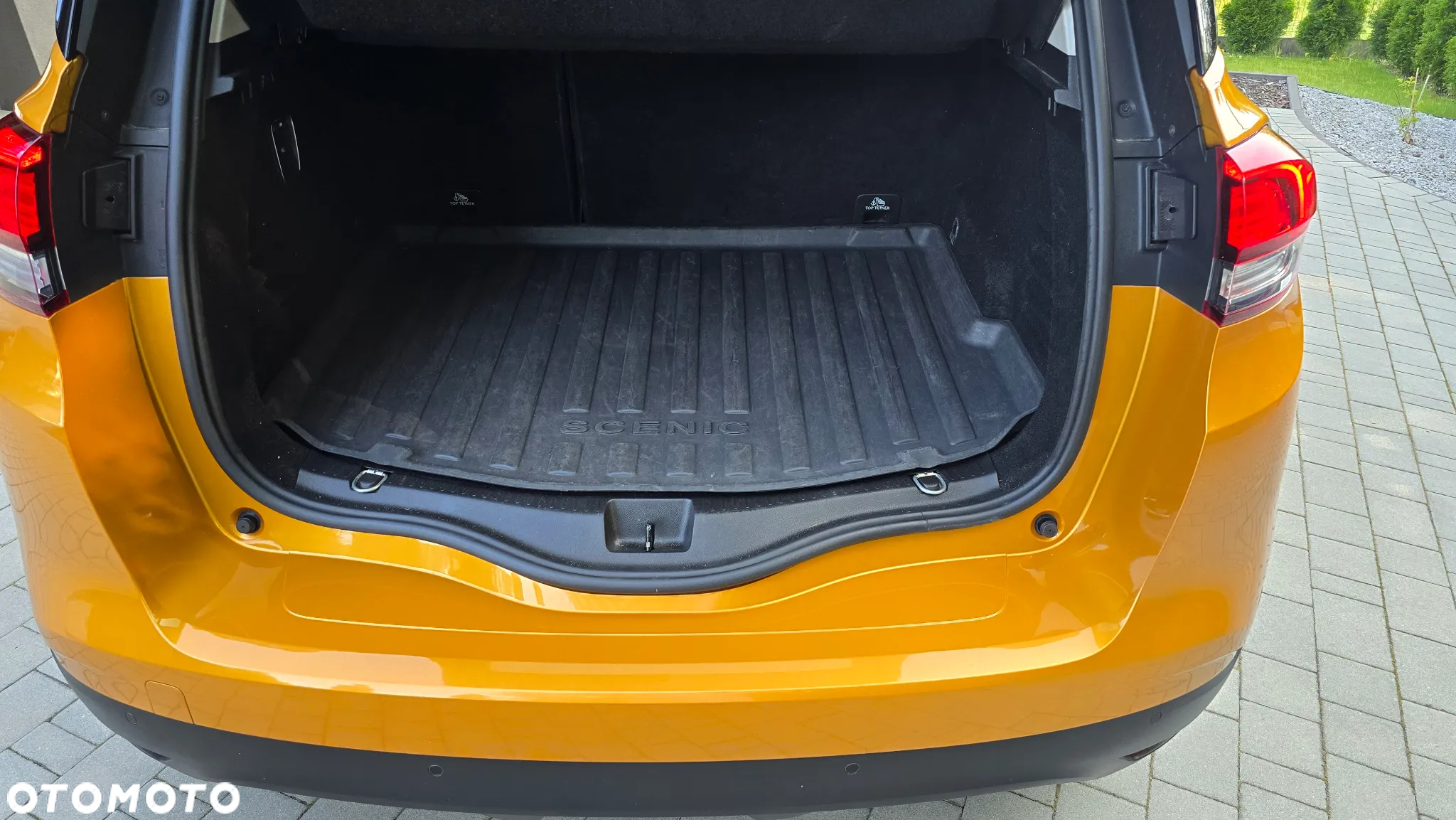 Renault Scenic 1.6 dCi Bose EDC - 39