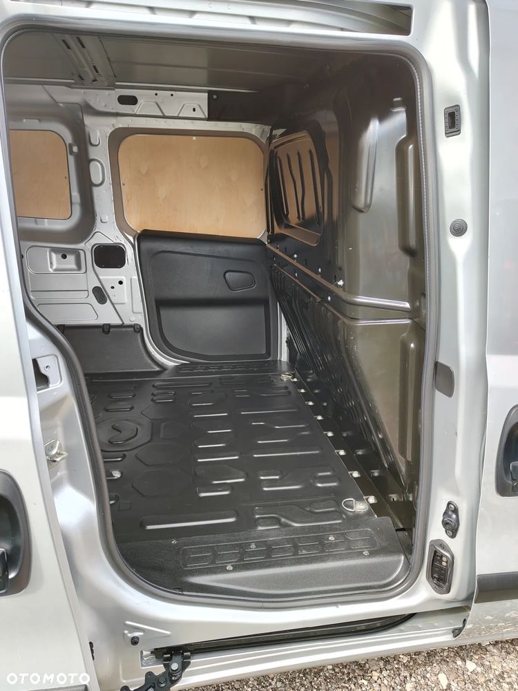 Fiat DOBLO L2 Maxi Long / 1.6 M-Jet 105 KM - 38