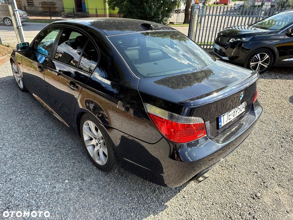 BMW Seria 5 523i - 37