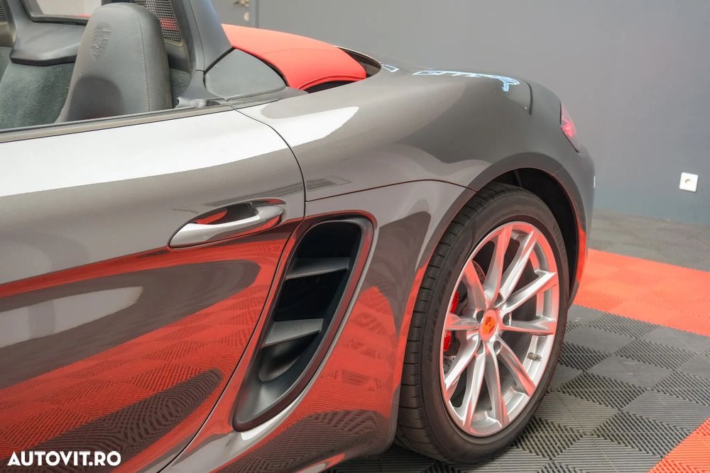 Porsche Boxster 718 S PDK - 13