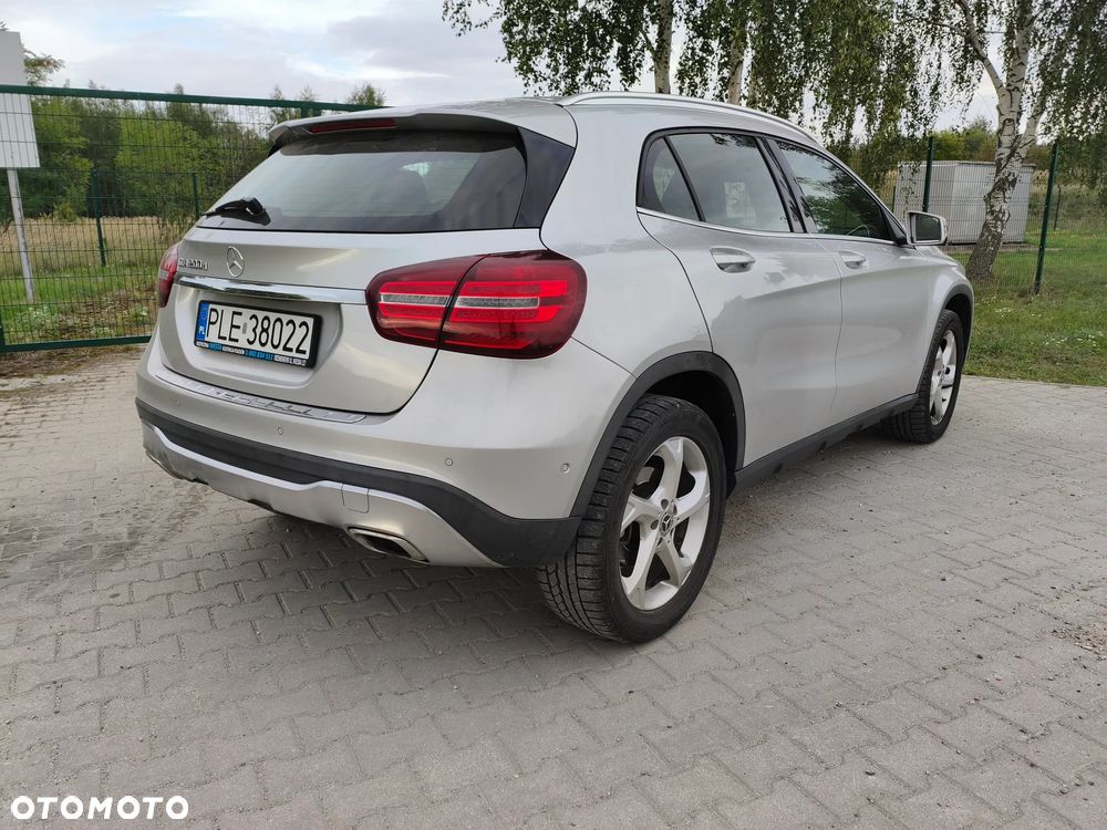 Mercedes-Benz GLA 200 d 7G-DCT Style - 8