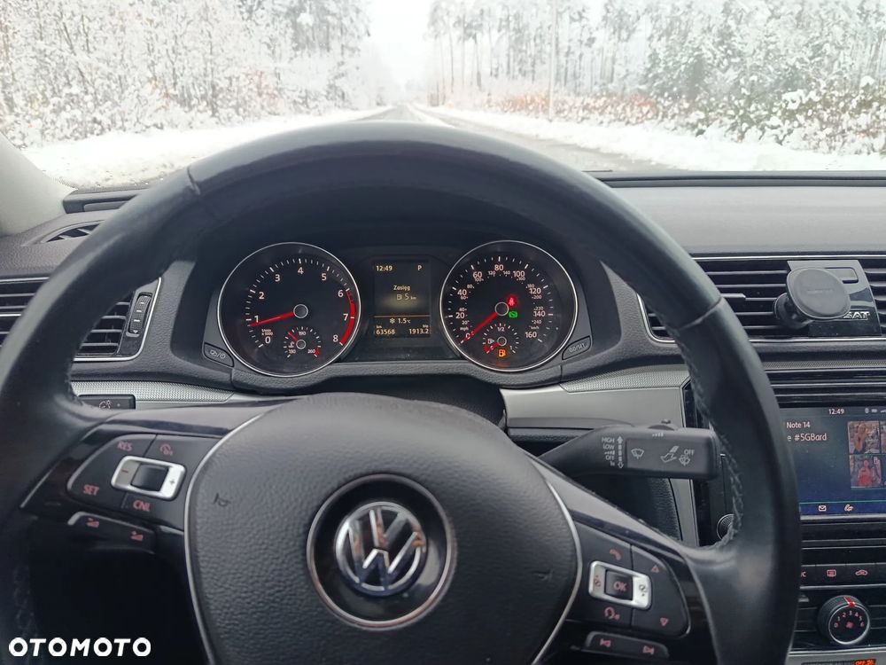 Volkswagen Passat 2.0 TSI DSG Comfortline - 16