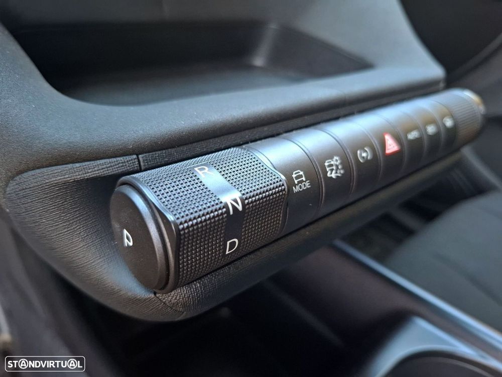 BYD Dolphin 60.4 kWh Design - 12