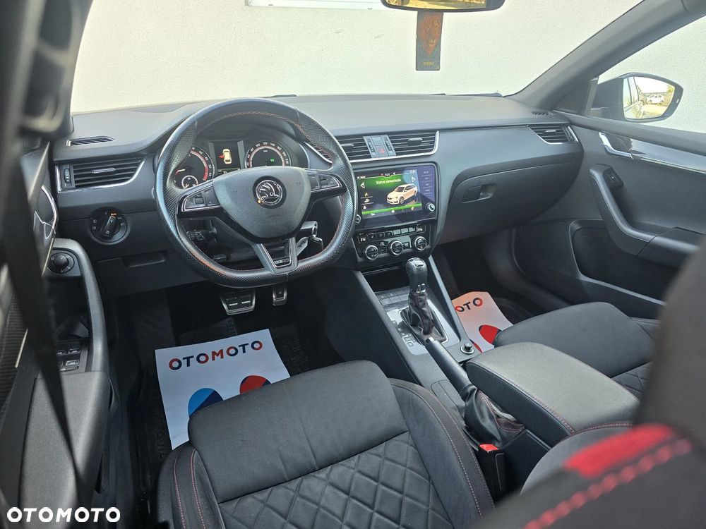 Skoda Octavia 2.0 TDI RS DSG - 6