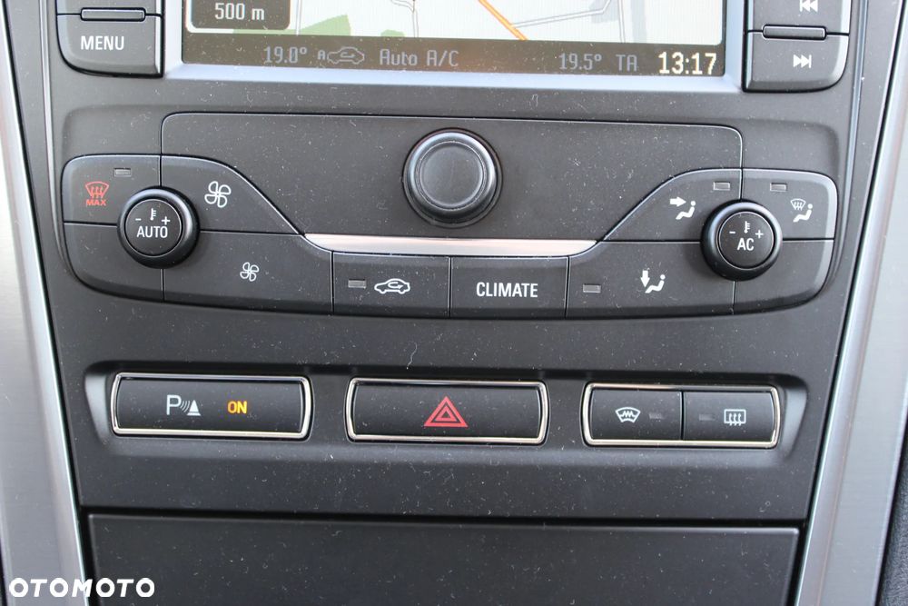 Ford Mondeo 1.6 T Platinium X Plus (Titanium) - 23