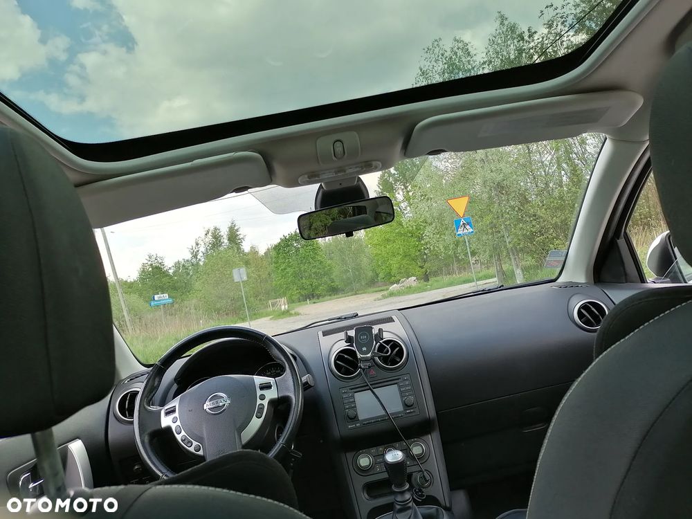 Nissan Qashqai 2.0 lounge - 12