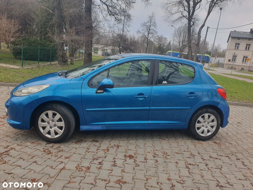 Peugeot 207 HDi FAP 90 (Blue Lion) Tendance - 6