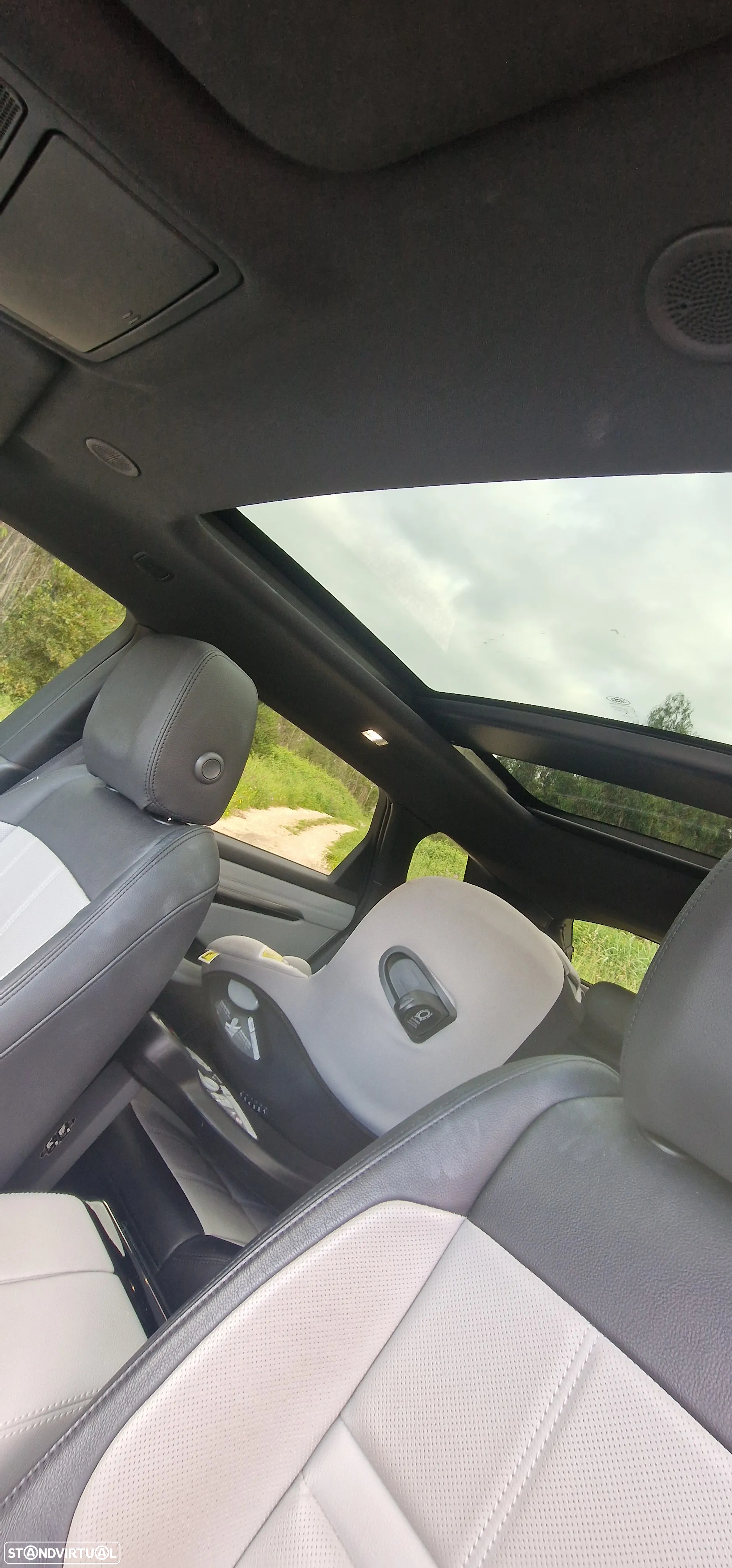 Land Rover Range Rover Evoque 1.5 P300e AWD R-Dynamic SE Auto - 23