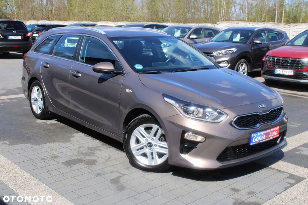 Kia Ceed - 7