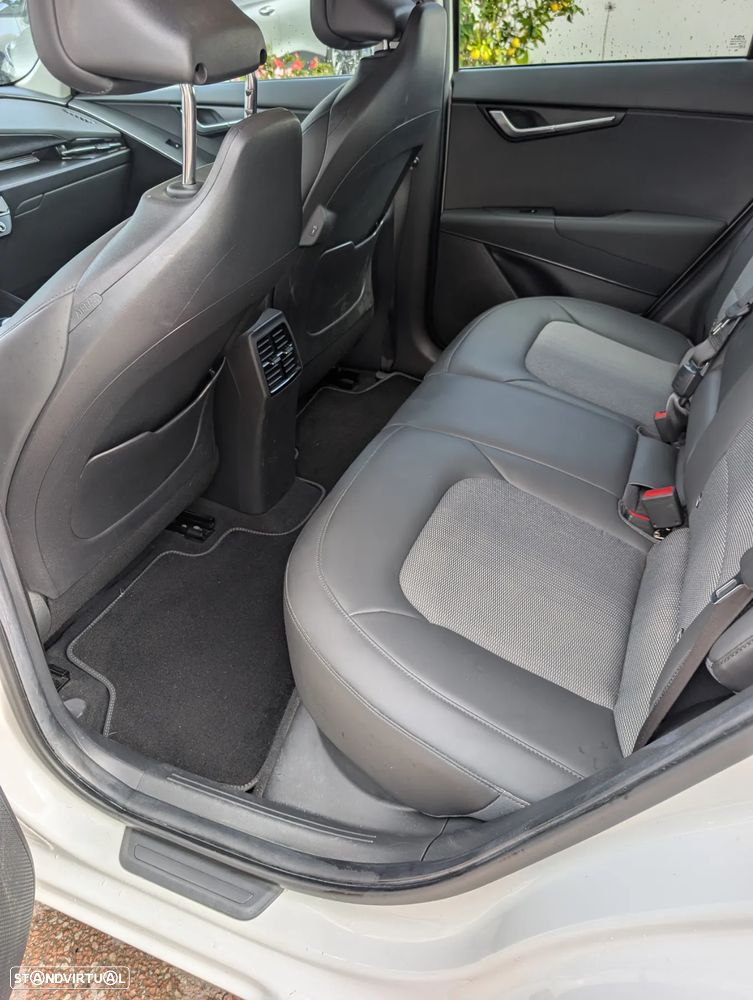 Kia Niro EV 64kWh Drive - 8