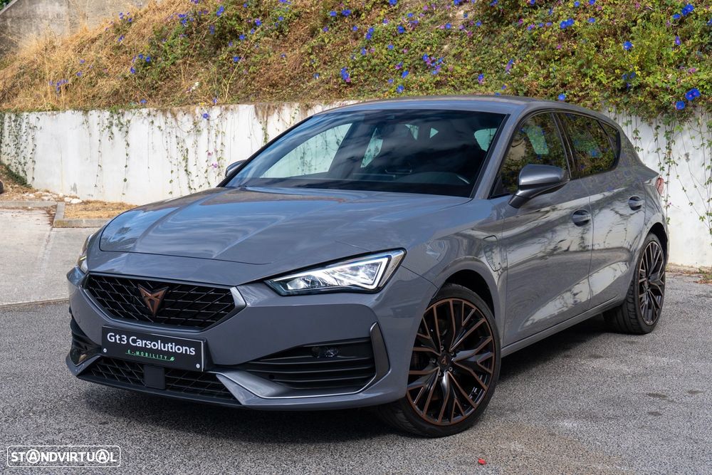 Cupra Leon 1.4 e-Hybrid VZ DSG - 1