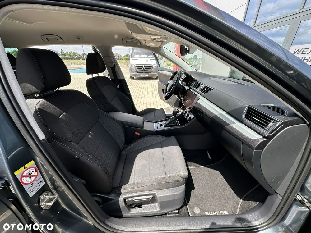 Skoda Superb 2.0 TDI SCR Ambition DSG - 13