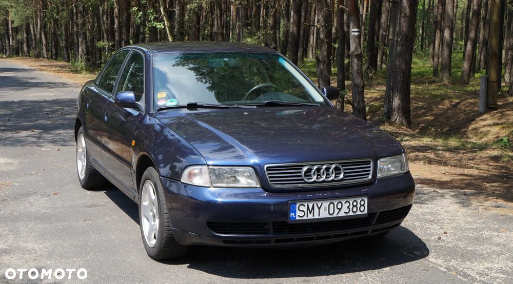 Audi A4 Limousine - 17