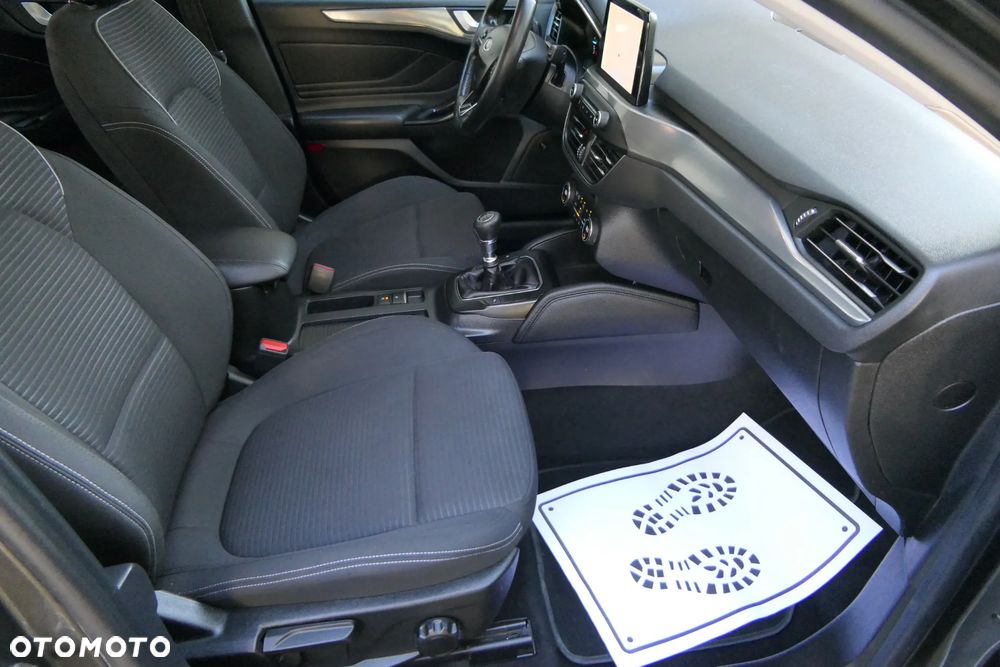 Ford Focus 1.5 EcoBlue STart-Stopp-System TITANIUM - 20