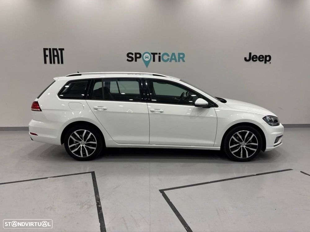 VW Golf 1.6 TDI Confortline - 6