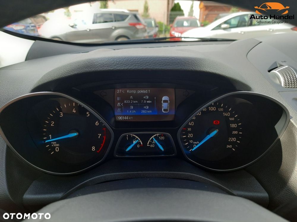 Ford Kuga 1.5 EcoBoost 2x4 Titanium - 18