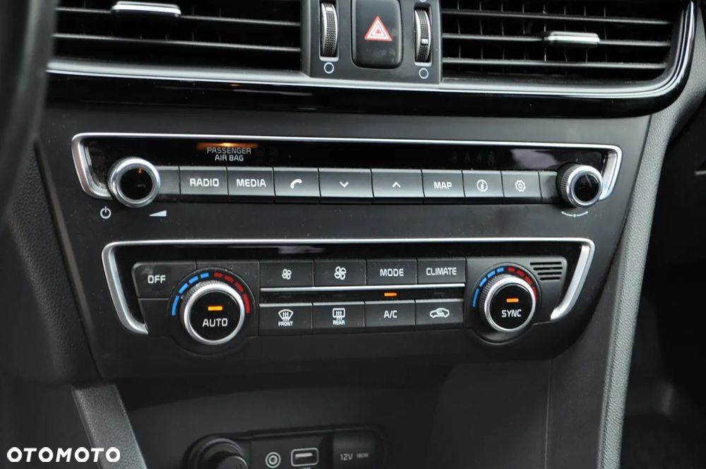 Kia Optima 1.7 CRDI L - 22