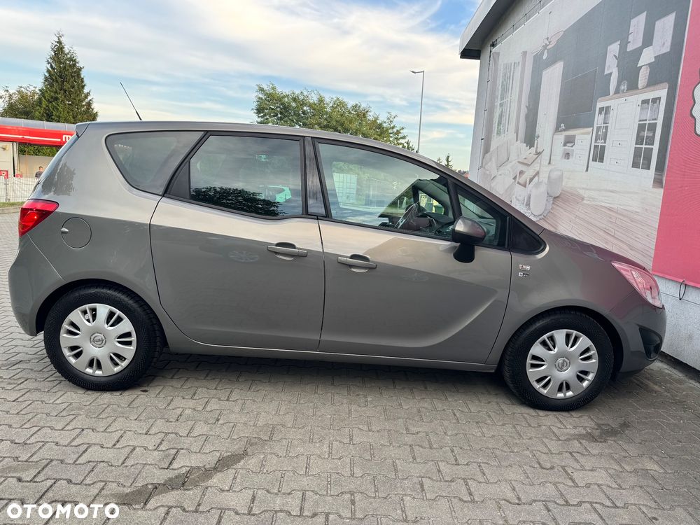 Opel Meriva - 31