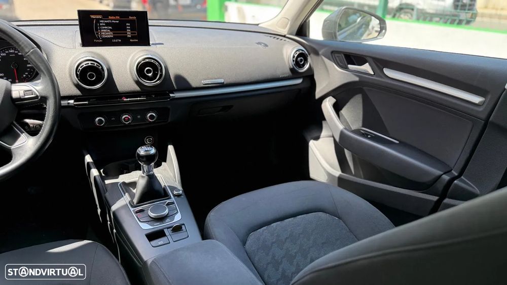 Audi A3 Sportback 1.6 TDI Attraction - 9
