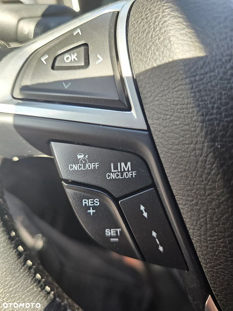 Ford Mondeo 2.0 TDCi Titanium PowerShift - 12
