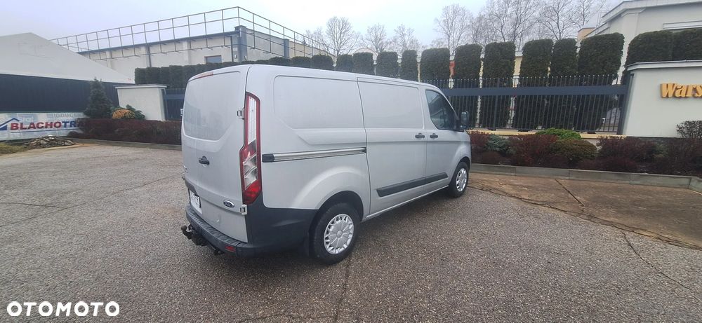 Ford TRANSIT CUSTOM - 10