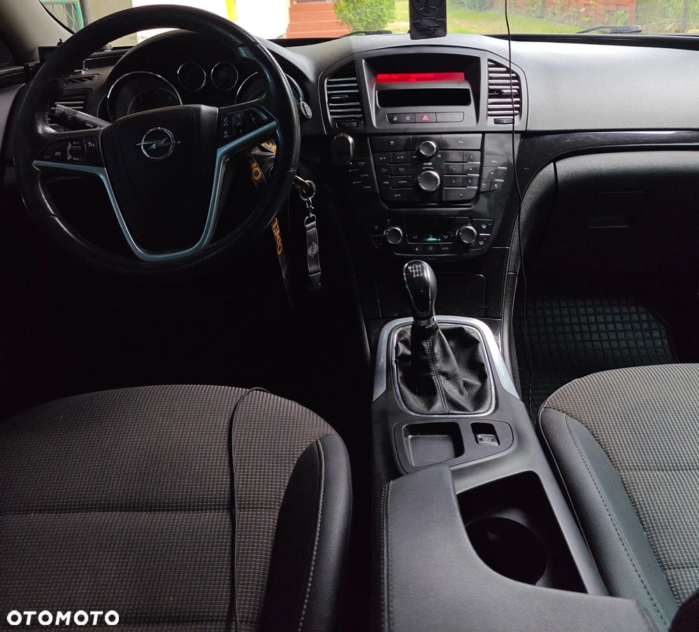 Opel Insignia 2.0 CDTI - 6