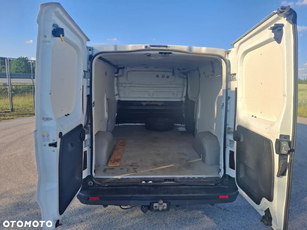Renault Trafic - 12