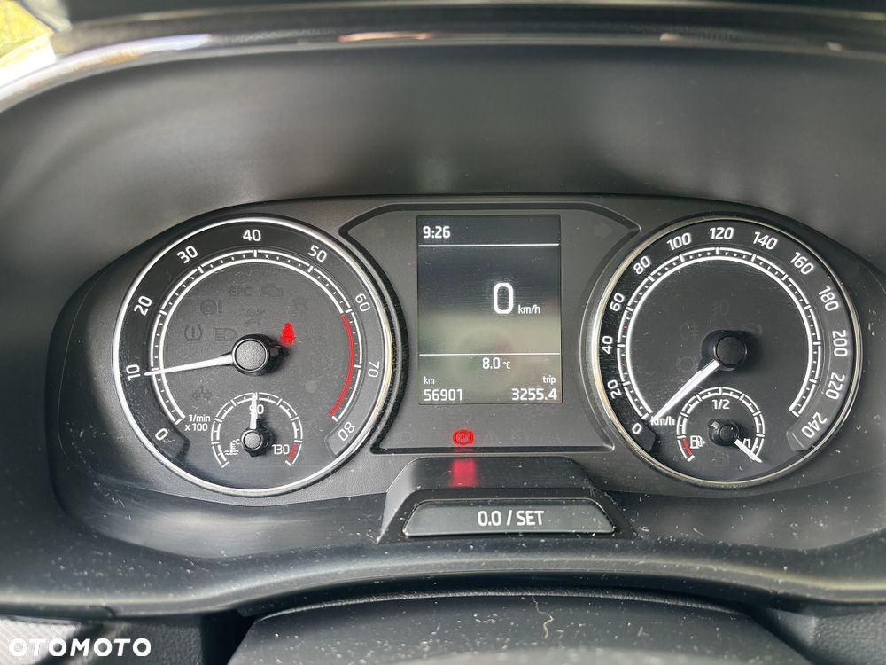 Skoda Fabia 1.0 Ambition - 17