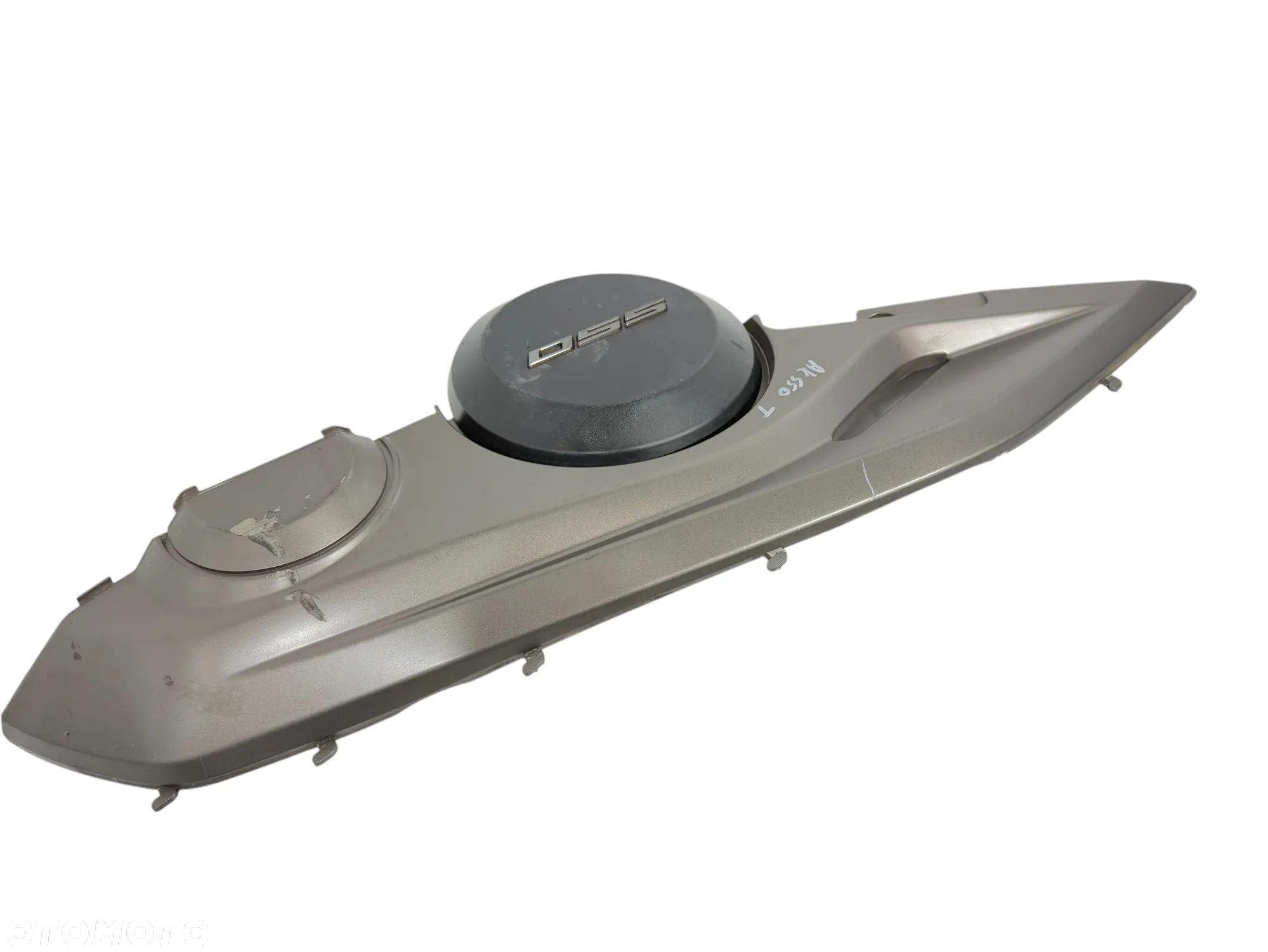 Boczek obudowa wypełnienie P  Kymco AK 550  16-21R - 5