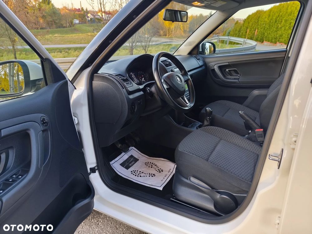 Skoda Fabia 1.2 HTP STYLE Edition - 5