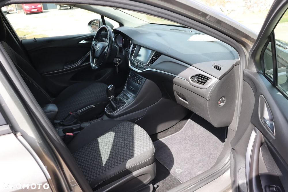 Opel Astra - 17
