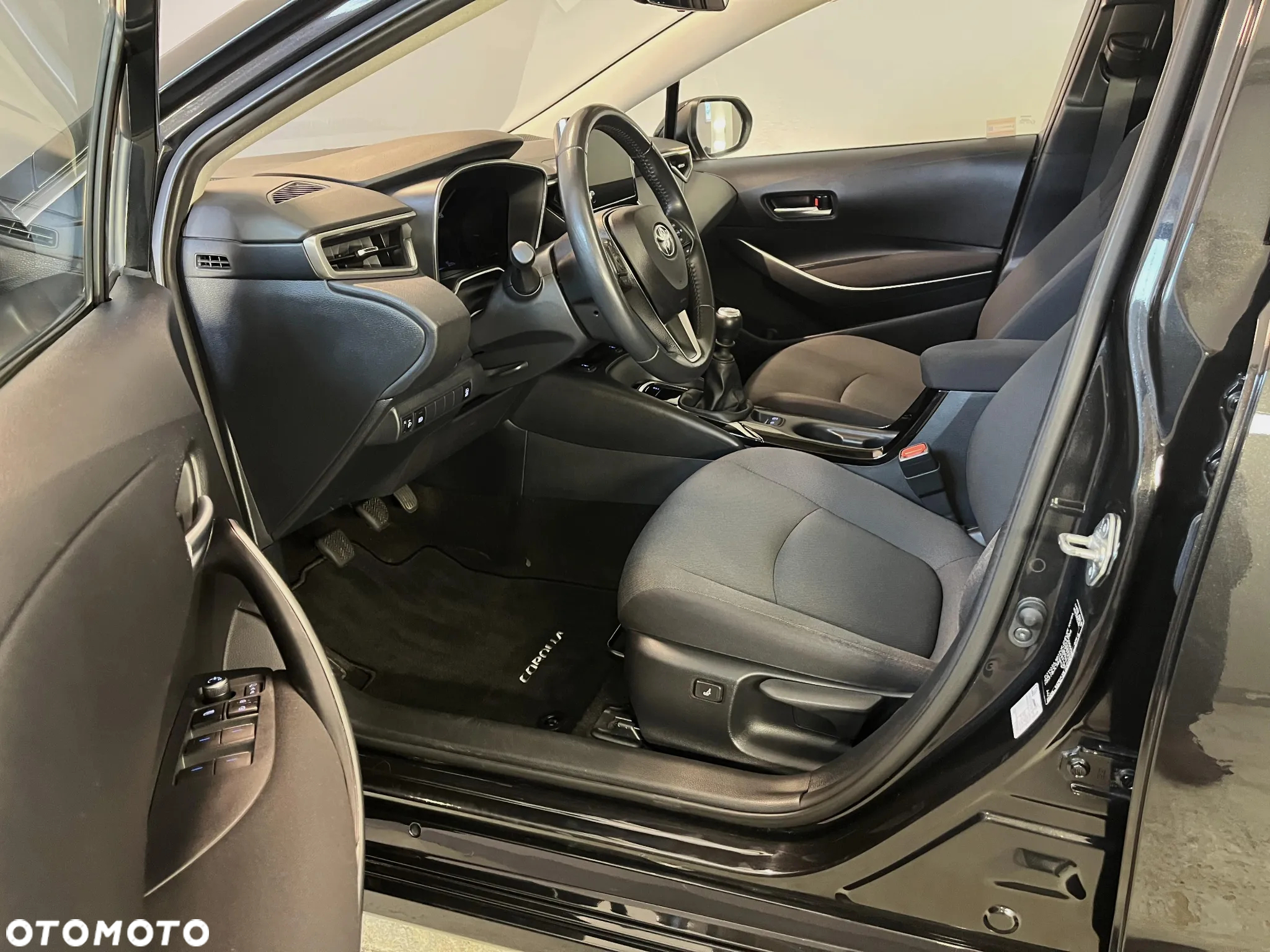 Toyota Corolla 1.5 Comfort - 15