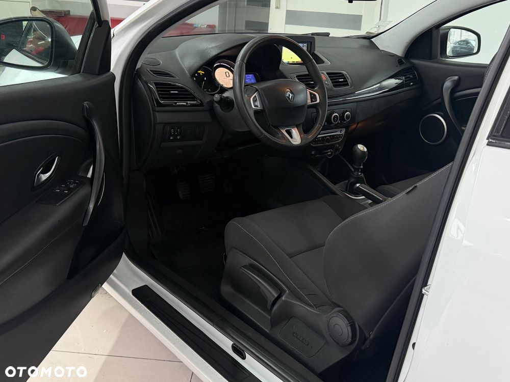 Renault Megane 1.5 dCi Color Edition - 28