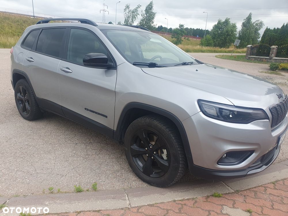 Jeep Cherokee - 5
