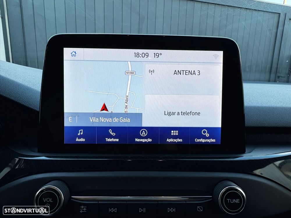 Ford Focus 1.0 EcoBoost S&S ST-LINE - 17