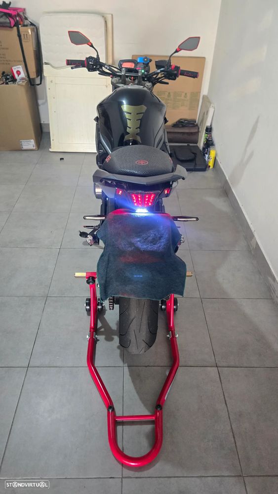Yamaha XJ - 2