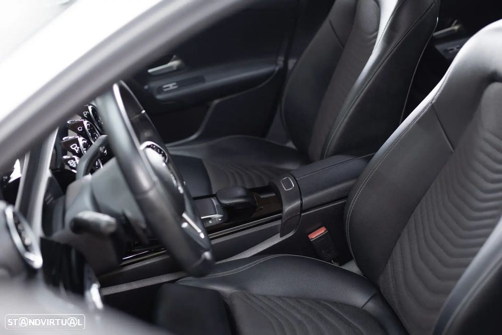 Mercedes-Benz A 180 Limousine - 17