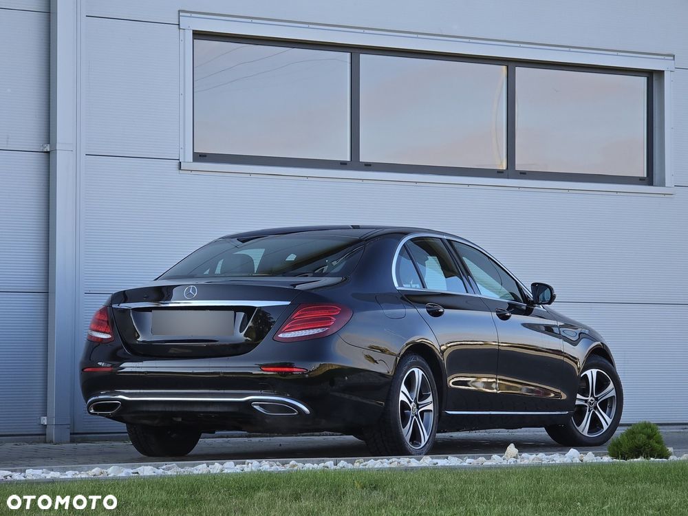 Mercedes-Benz Klasa E 250 9G-TRONIC - 13
