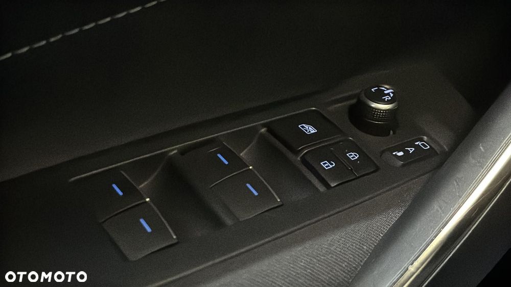 Toyota Corolla 1.8 Hybrid GPF Comfort - 32