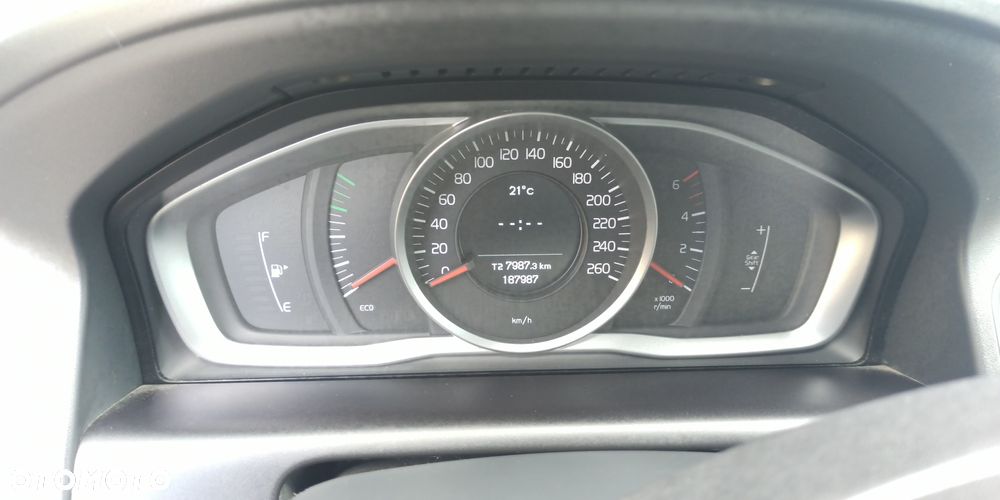 Volvo XC 60 D3 Inscription - 14