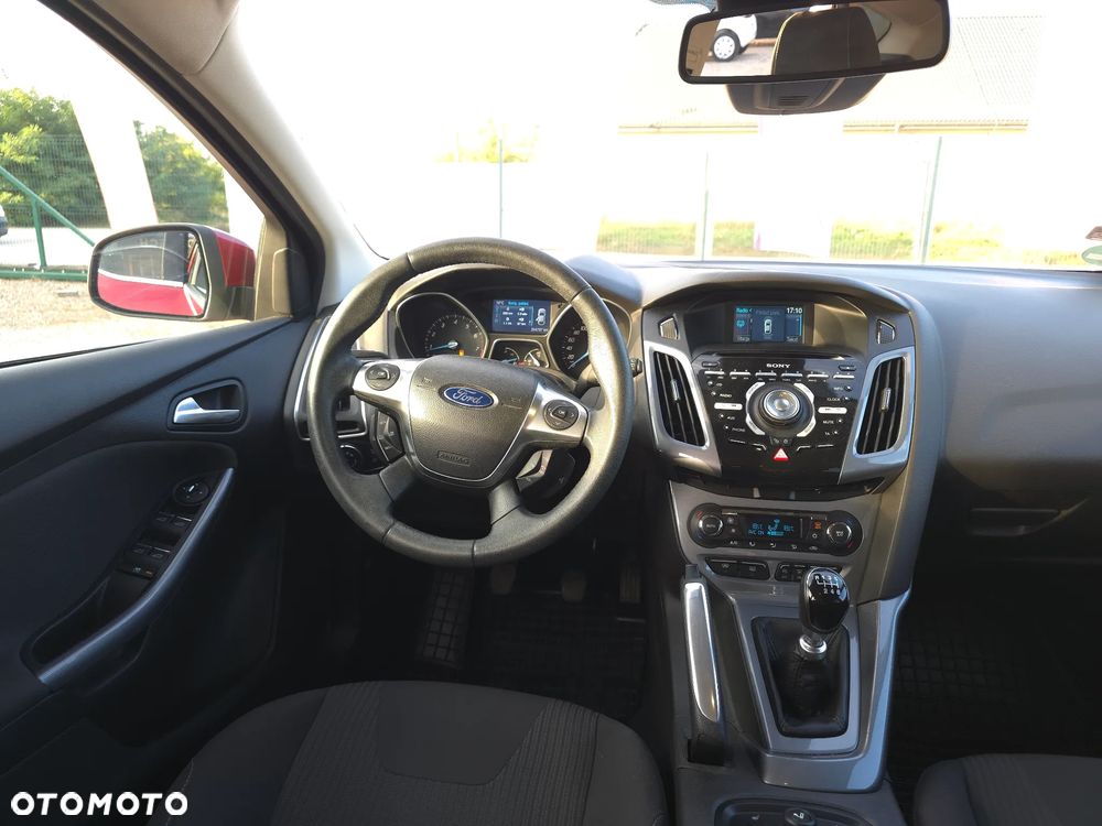 Ford Focus 1.6 EcoBoost Start-Stopp-System Titanium - 38
