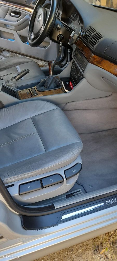 BMW 520 d Touring - 14