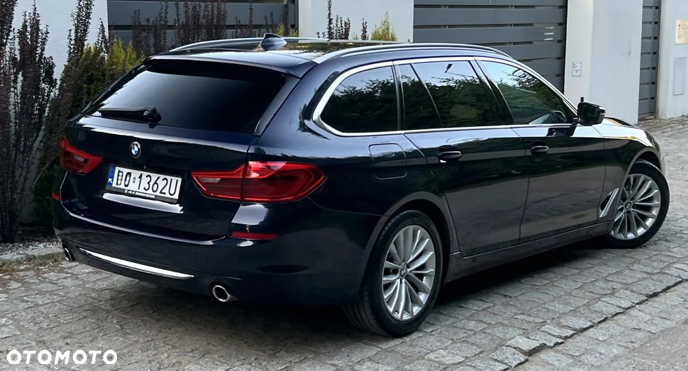 BMW Seria 5 520d Luxury Line sport - 4