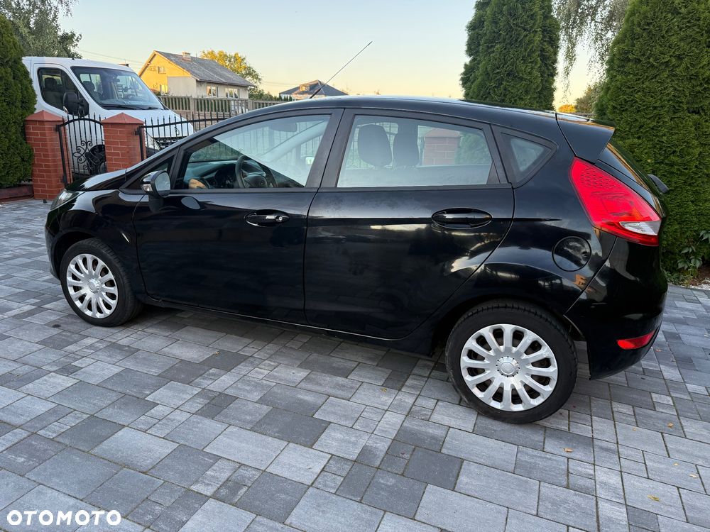 Ford Fiesta - 6