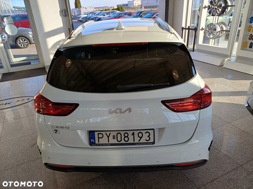 Kia Ceed 1.5 T-GDI M - 4
