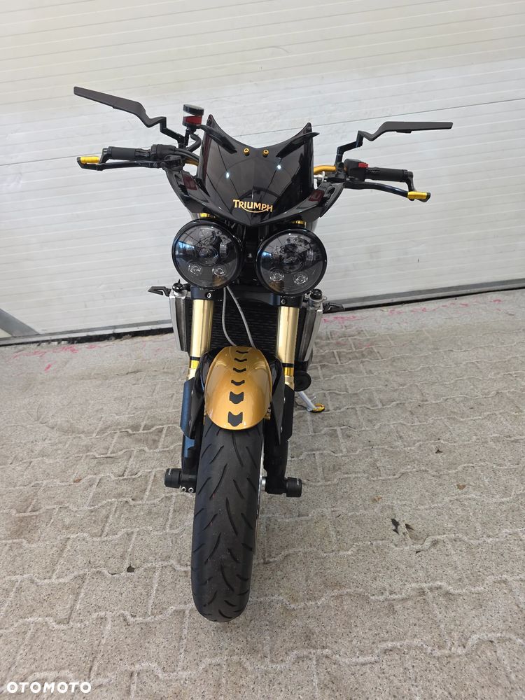 Triumph Speed Triple - 17
